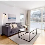 2 Bedroom, View, Light Rail, Bergen