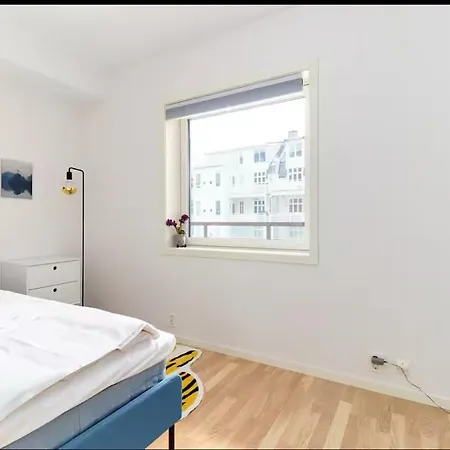 شقة 2 Bedroom, View, Light Rail, *