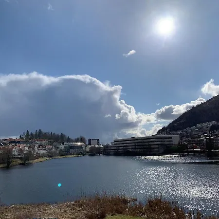 2 Bedroom, View, Light Rail, Apartament